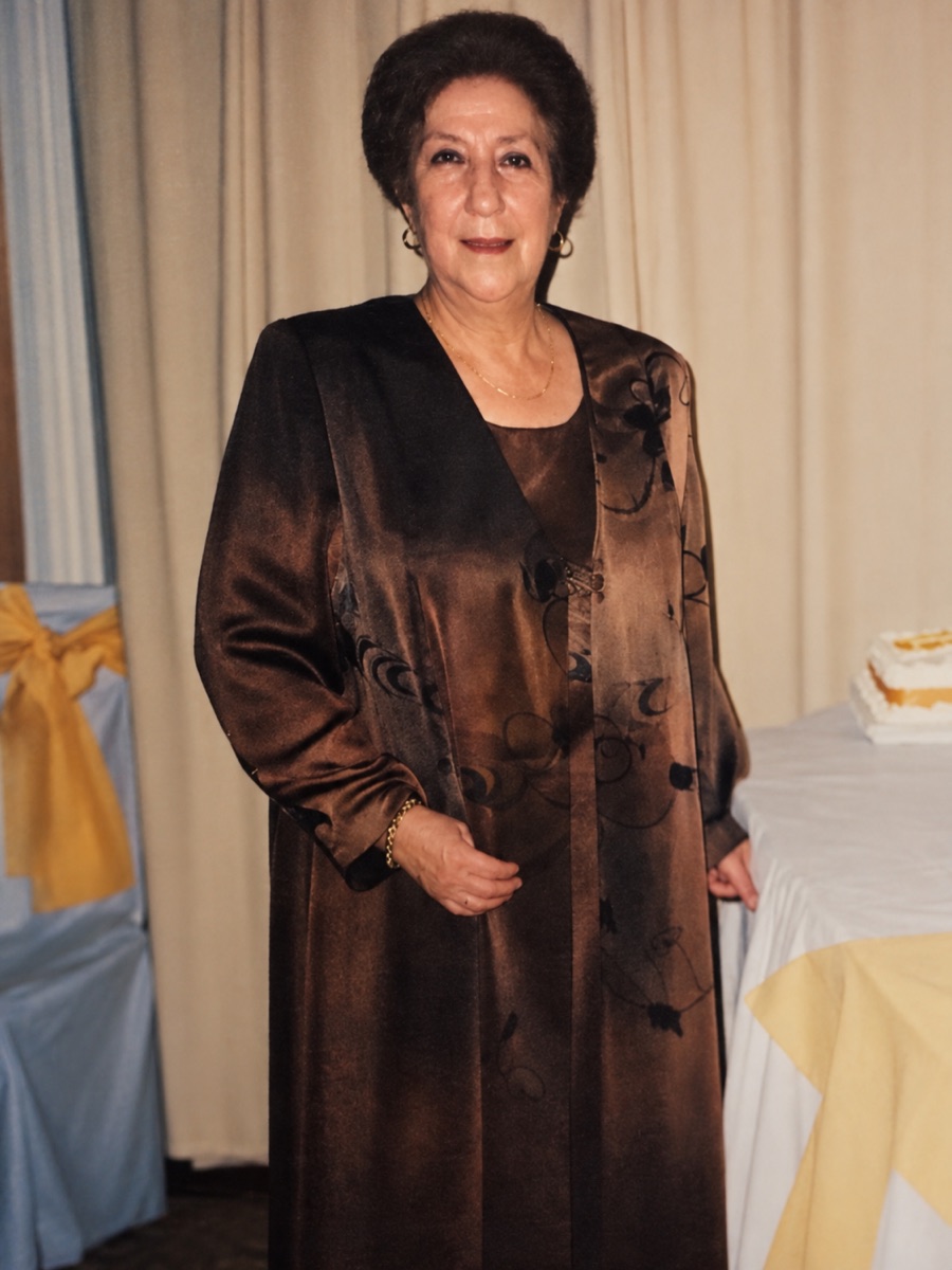 Retrato restaurado de Isabel Vergara Gatica, fundadora de Restaurant Sacho